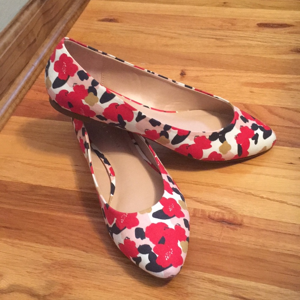 Shoes size 10